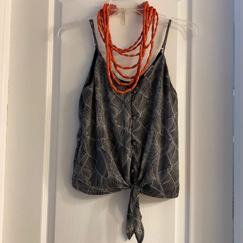 Black and White Tropic Blouse